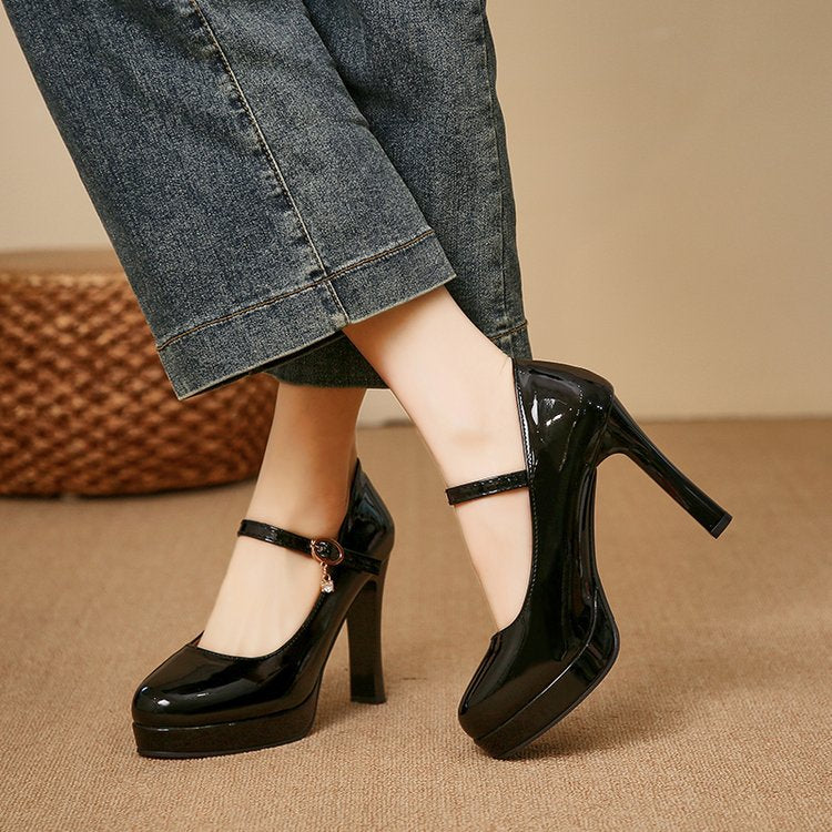 Black High Heeled Buckled Mary Jane Shoes