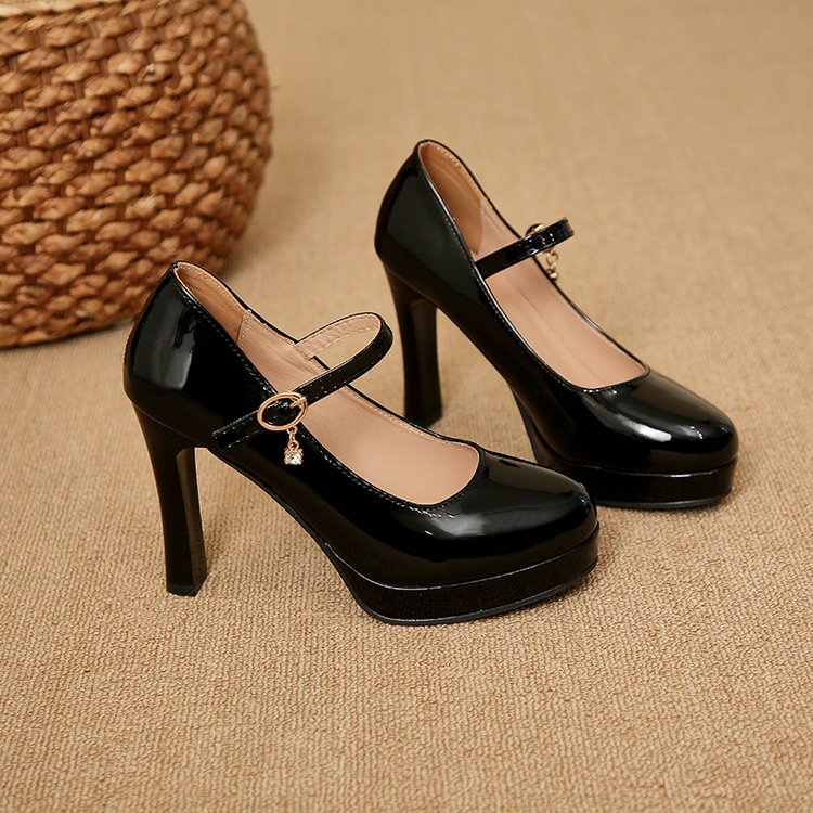 Black High Heeled Buckled Mary Jane Shoes