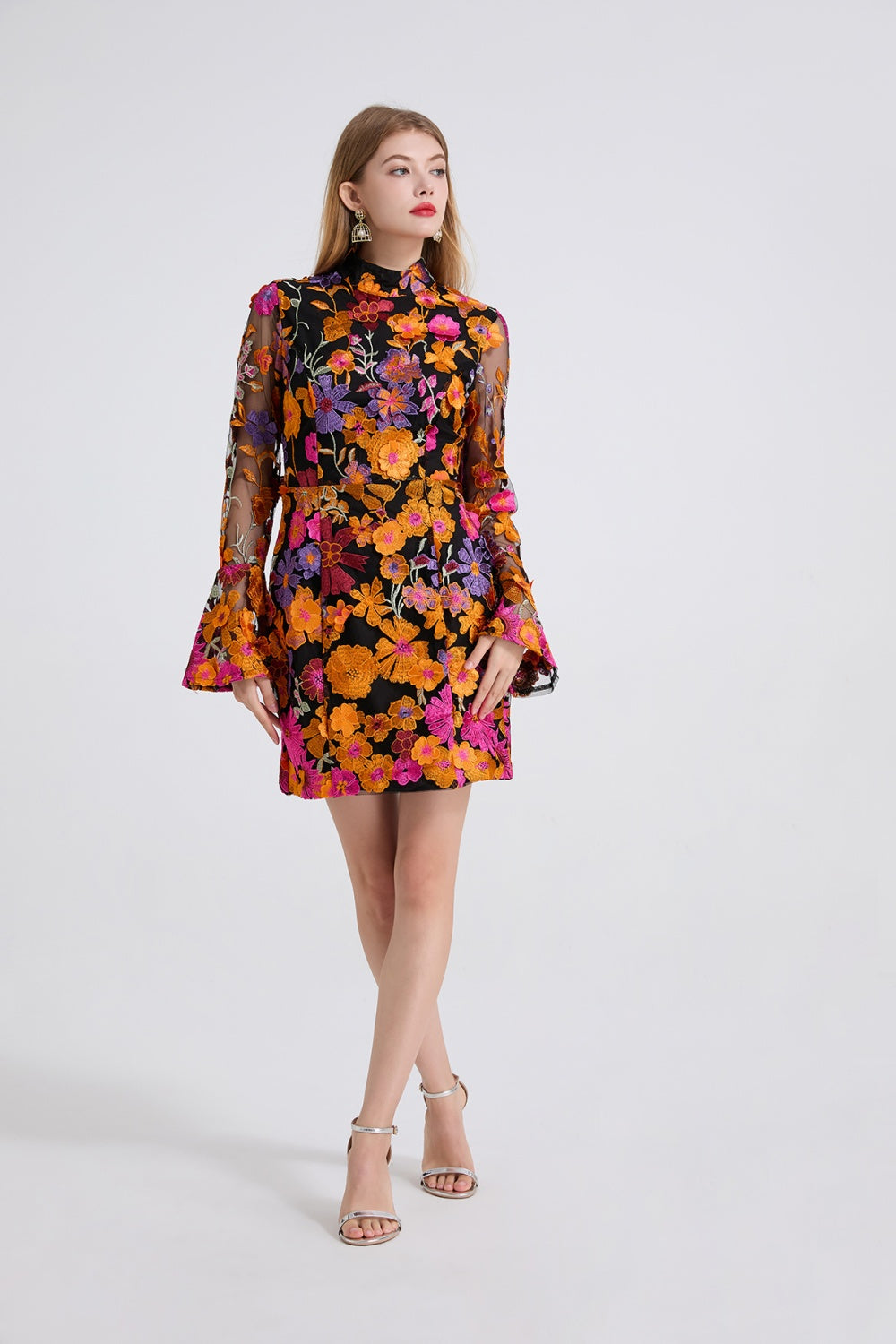 Embroidered flowers long sleeve dress speaker evening dress