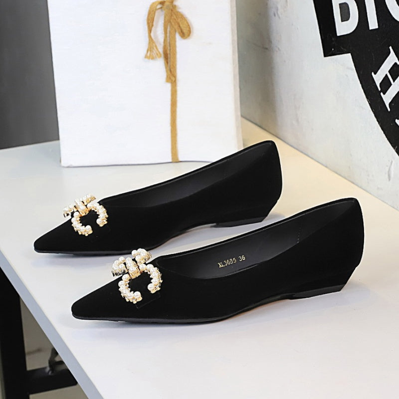 Pearl Embellished Wedges