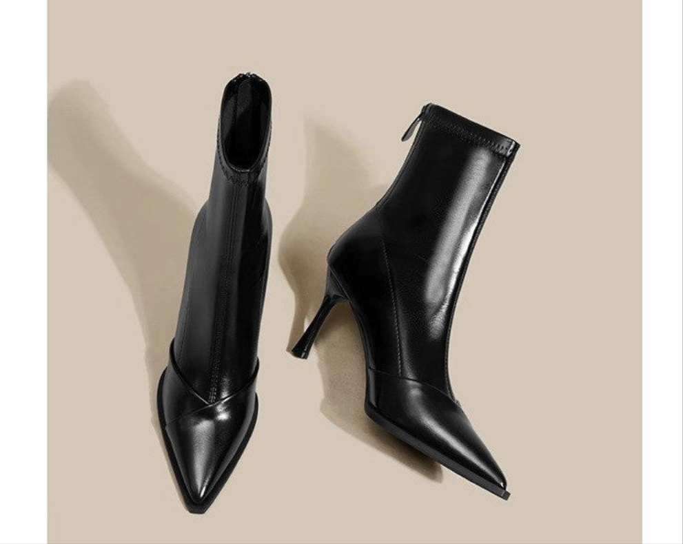 VERV Black Pointed High Heel Boots
