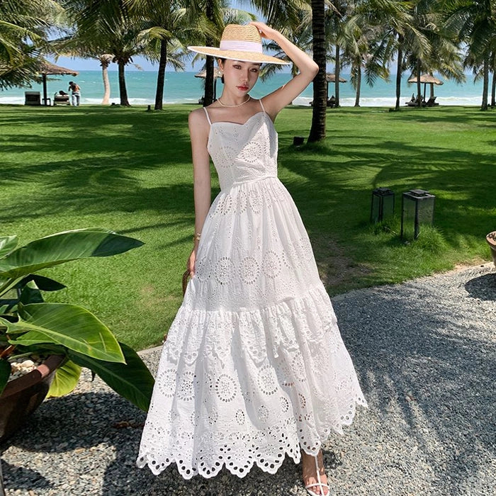 White Eyelet Beach Dress – VÈRV LABEL®